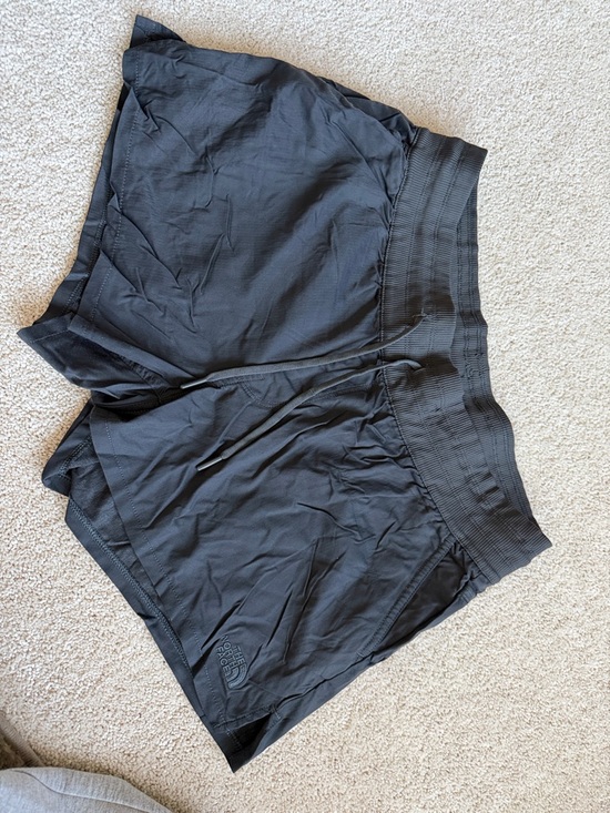 The North Face Pants - The North Face Women’s Black Run Shorts